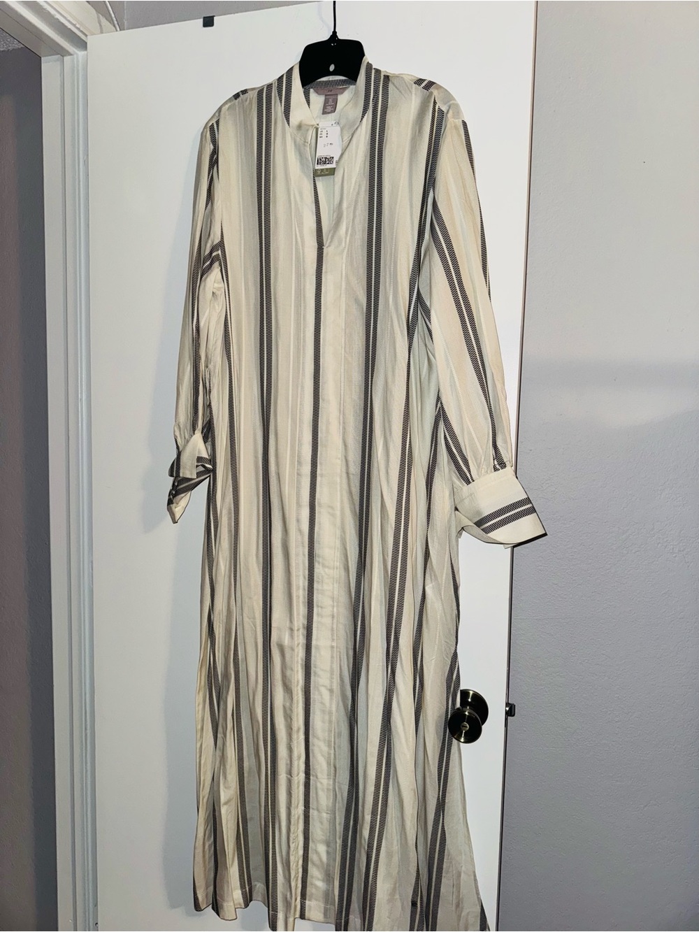 NWT H&M Long Striped Belted Maxi Kaftan Dress in Cream & Black